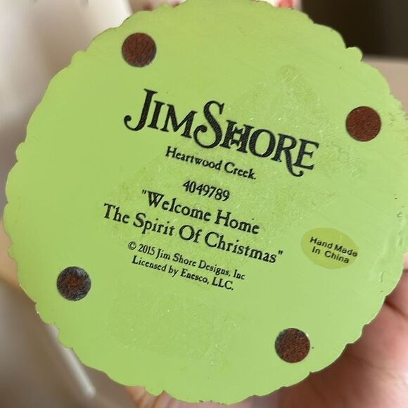 Jim Shore Welcome Home Spirit of Christmas Figurine Handcrafted 8.75” by 3.5” - Picture 3 of 16